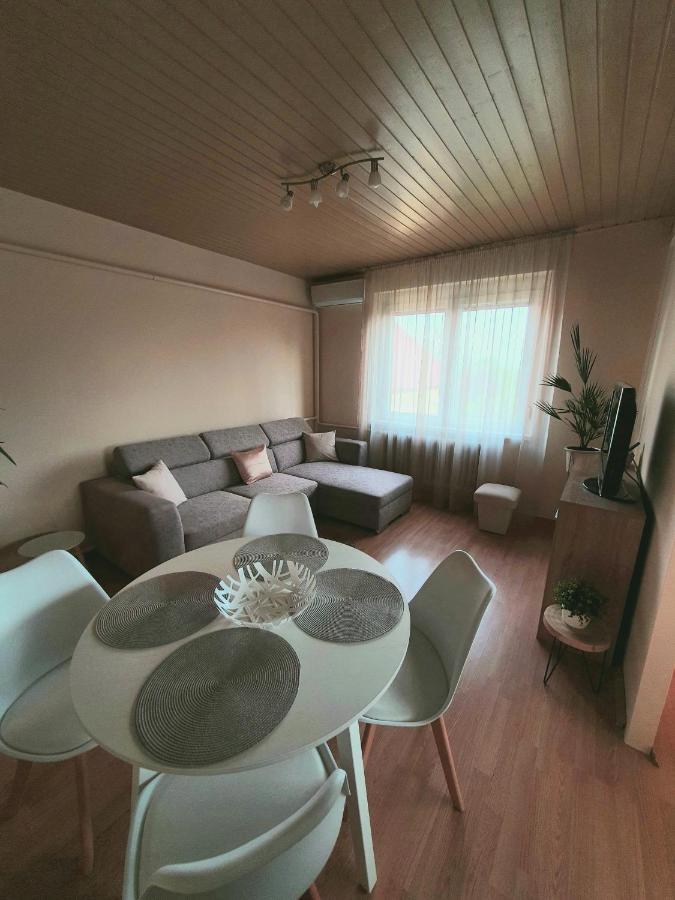 Apartman Ilike بالاتونفوريد المظهر الخارجي الصورة